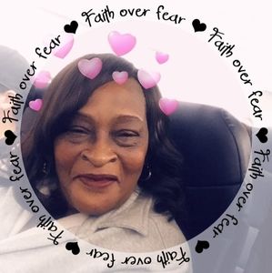 Meet your Posher, Annie